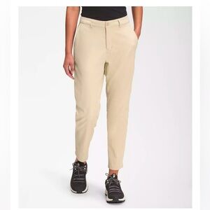 NWT THE NORTH FACE Standard Tapered Pants women 6 Gravel color fitted FlashDry